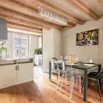 Appartement 3 Pieces Hotel De Ville Paris