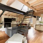 Appartement 3 Pieces Hotel De Ville Paris